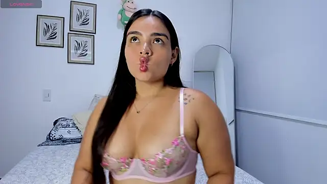 Snapshot of sarita_bigbooty_ chatting on June 2026 12:13:01 AM sarita bigbooty online show from June 2026 12:13:01 AM