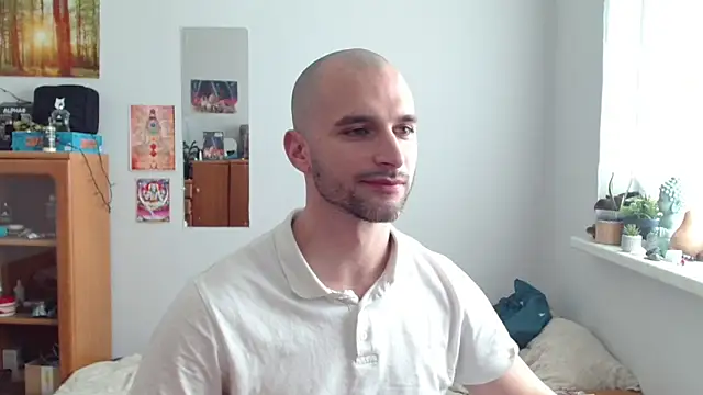 Snapshot of OskarBreno chatting on May 2026 01:51:02 PM OskarBreno online show from May 2026 01:51:02 PM