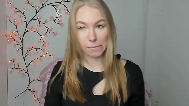 Dana flowers online show from December 2025 06:10:02 AM