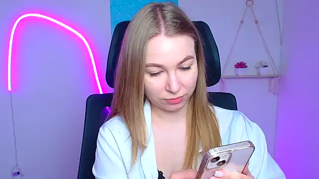 Dana flowers online show from March 2026 06:19:01 AM