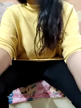 Snapshot of urrubybaby chatting on March 2025 07:09:02 AM urrubybaby online show from March 2025 07:09:02 AM