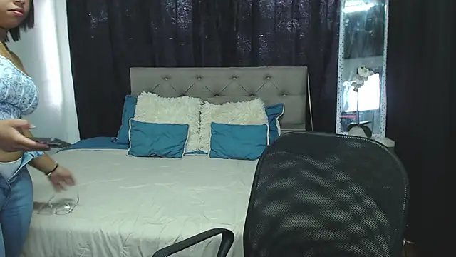 Snapshot of rebeka_kenye chatting on February 2025 02:31:02 PM rebeka kenye online show from February 2025 02:31:02 PM