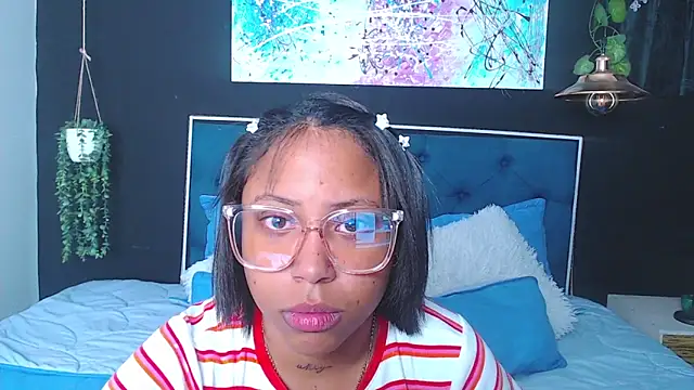 Snapshot of rebeka_kenye chatting on February 2025 02:54:02 PM rebeka kenye online show from February 2025 02:54:02 PM