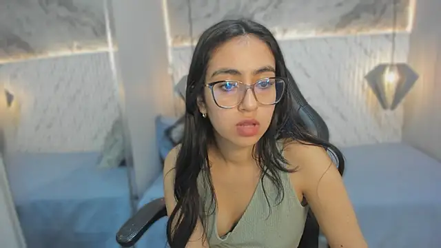 lucelly 15 online show from November 2025 11:43:02 AM