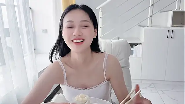 Cassie-20 online show from March 2025 06:25:02 AM