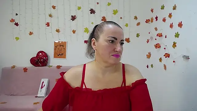 DianaMGG online show from November 2025 06:18:02 AM