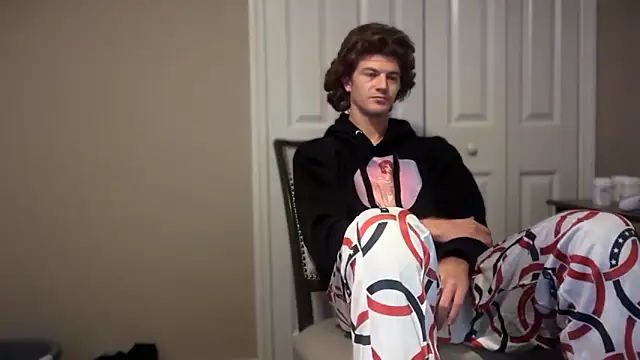 Snapshot of greekmythics chatting on October 2025 12:55:01 PM greekmythics online show from October 2025 12:55:01 PM