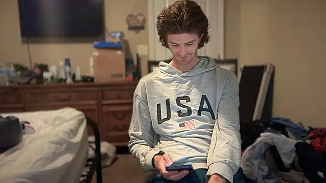 Snapshot of greekmythics chatting on October 2025 06:09:01 PM greekmythics online show from October 2025 06:09:01 PM