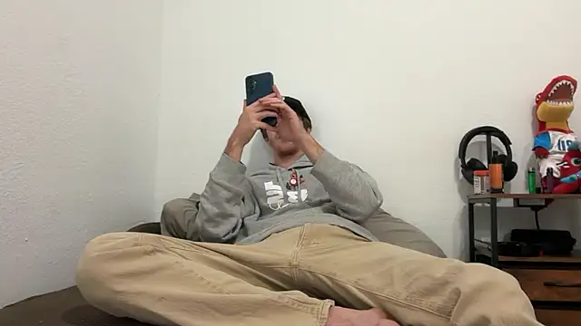 Snapshot of greekmythics chatting on March 2026 11:06:01 AM greekmythics online show from March 2026 11:06:01 AM