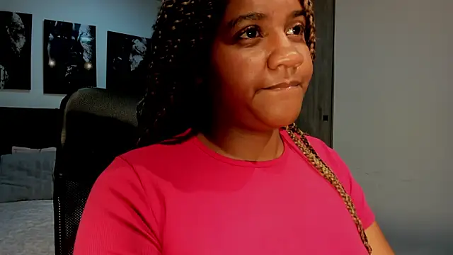 ZahraRose online show from September 2025 08:31:01 PM