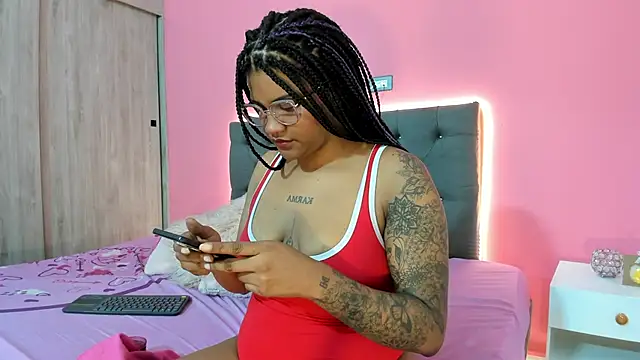 ZahraRose online show from November 2025 01:25:02 PM