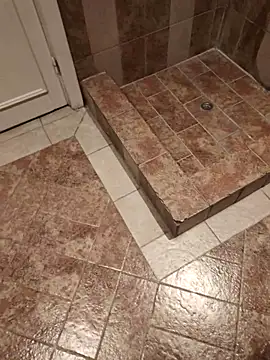 Loly2025 online show from February 2025 02:43:02 PM