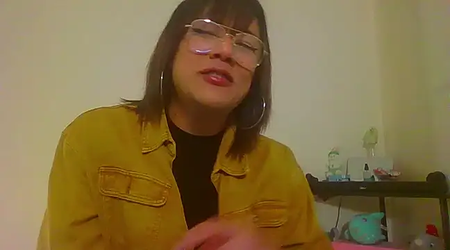 Snapshot of Queenblackx1 chatting on February 2025 07:05:01 PM Queenblackx1 online show from February 2025 07:05:01 PM