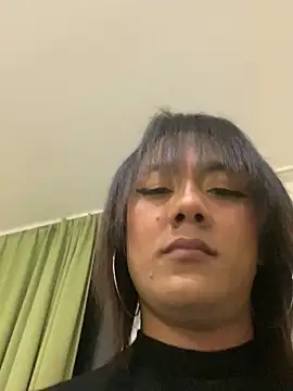 Snapshot of Queenblackx1 chatting on March 2025 12:11:02 AM Queenblackx1 online show from March 2025 12:11:02 AM