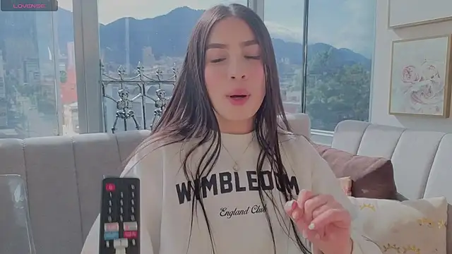 Ivanna West online show from October 2025 01:34:01 PM