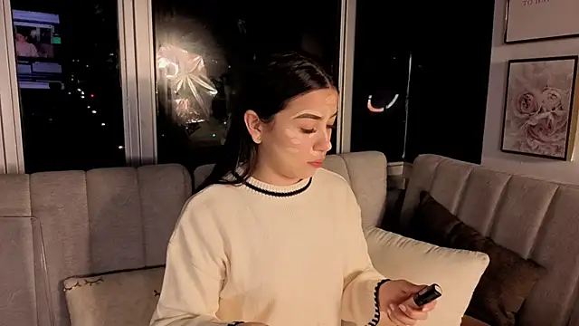 Ivanna West online show from December 2025 10:09:02 AM