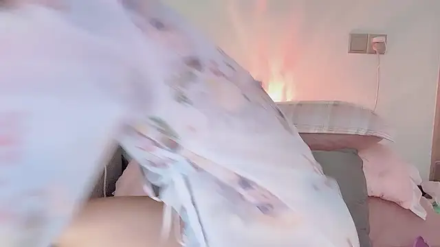 yueyue2003 online show from March 2025 03:20:01 PM