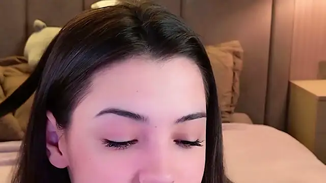 Alice Deleon online show from November 2025 10:48:01 AM