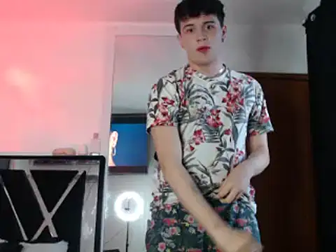 Smith boy 25 online show from March 2025 10:05:02 PM