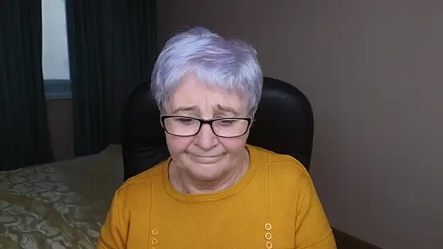 Sandra Snowflake online show from February 2025 02:21:01 PM