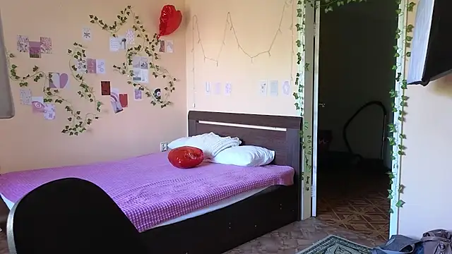 Snapshot of Sandra_Snowflake chatting on June 2026 11:54:01 AM Sandra Snowflake online show from June 2026 11:54:01 AM