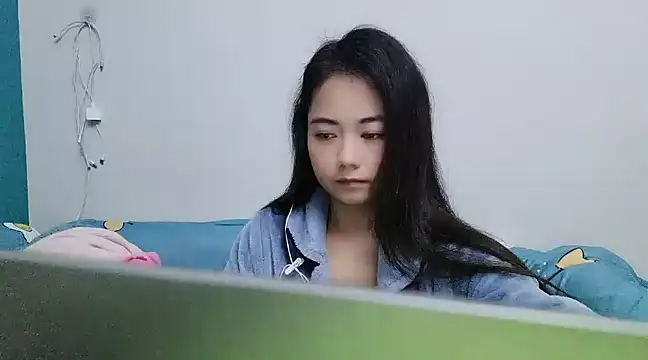 Snapshot of Lucy-xixi chatting on February 2025 11:55:01 AM Lucy-xixi online show from February 2025 11:55:01 AM