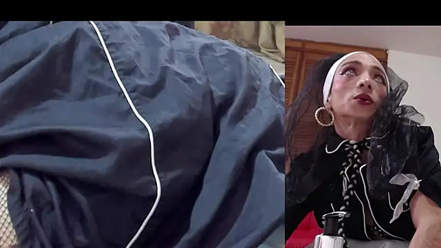 Snapshot of afroditacute15 chatting on October 2025 05:59:02 PM afroditacute15 online show from October 2025 05:59:02 PM