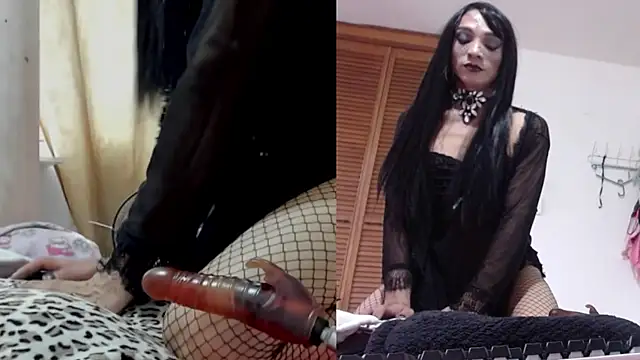 Snapshot of afroditacute15 chatting on October 2025 07:59:01 PM afroditacute15 online show from October 2025 07:59:01 PM