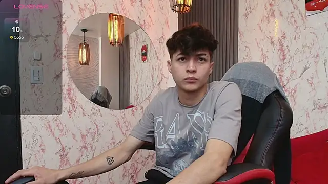 stonne69 online show from May 2026 02:33:01 PM
