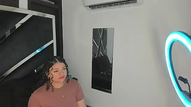 Rubyxht online show from December 2025 12:47:02 PM