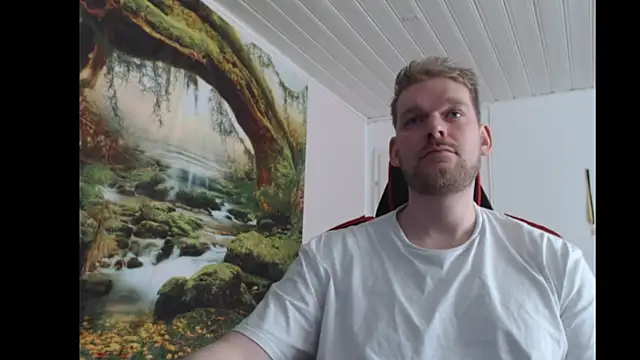 Snapshot of Justforfunc123 chatting on June 2026 06:07:02 AM Justforfunc123 online show from June 2026 06:07:02 AM