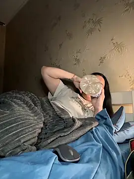 Naughtbaby 2025 online show from November 2025 03:39:01 AM