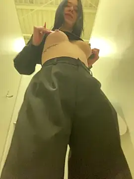 AlishaPrettyBlade online show from February 2025 06:28:01 AM