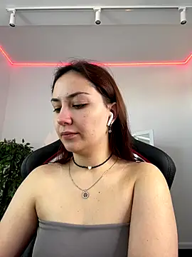 AshleySkott  online show from October 2025 08:26:01 AM