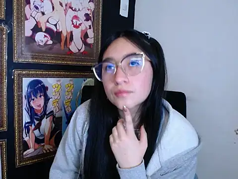 Arielle lov online show from February 2025 03:47:02 AM