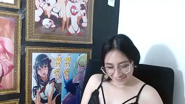 Arielle lov online show from March 2025 05:38:02 PM