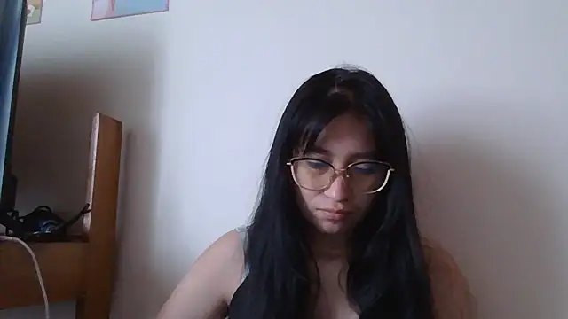 Arielle lov online show from January 2026 09:18:02 PM