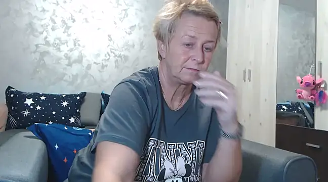 RosesandLillies online show from March 2025 05:39:02 PM