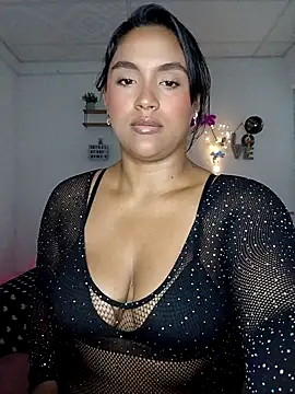 victoria roussee online show from February 2026 04:52:01 AM