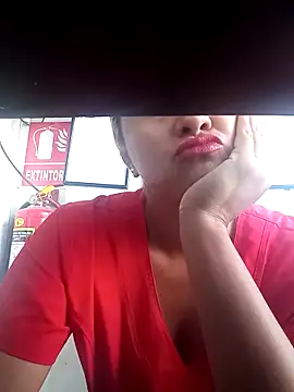 Snapshot of Dulcechocolate7 chatting on March 2025 07:47:02 PM Dulcechocolate7 online show from March 2025 07:47:02 PM