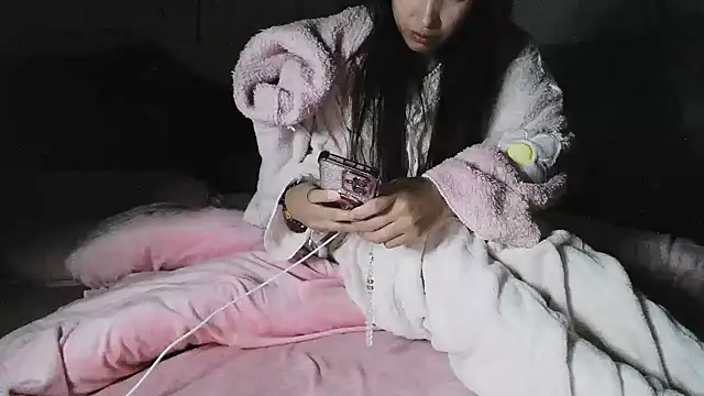 Snapshot of hebe-02 chatting on November 2025 01:50:01 PM hebe-02 online show from November 2025 01:50:01 PM