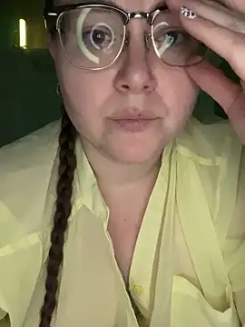 HTXBELLE online show from March 2025 10:02:02 AM