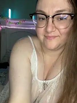 HTXBELLE online show from March 2025 11:40:01 AM