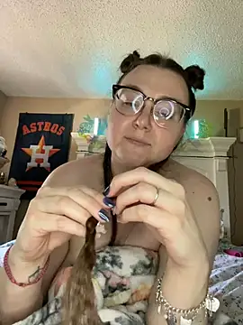 HTXBELLE online show from March 2025 08:54:01 PM