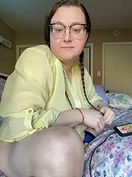 HTXBELLE online show from March 2025 02:21:02 PM