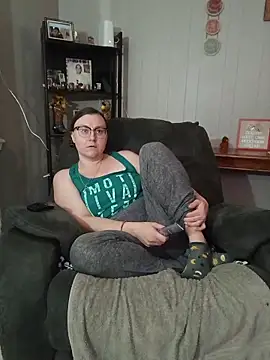 HTXBELLE online show from November 2025 08:48:02 AM