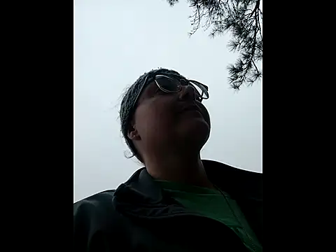 HTXBELLE online show from December 2025 11:03:02 PM