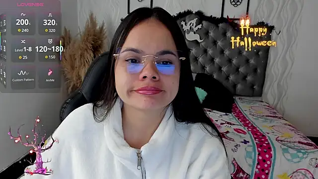 Kath latorre online show from October 2025 01:14:01 PM