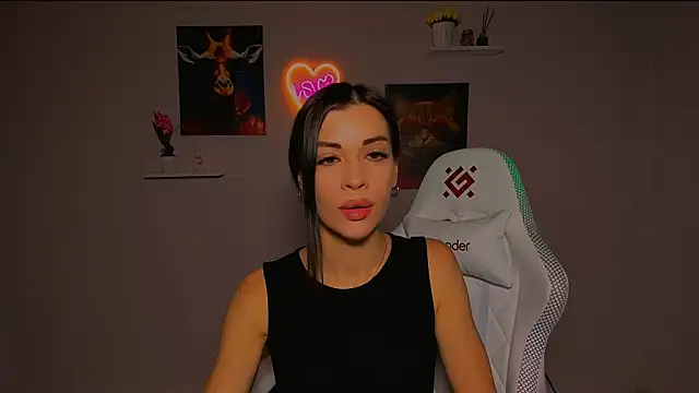 Snapshot of KetiWils chatting on March 2025 04:47:02 AM KetiWils online show from March 2025 04:47:02 AM