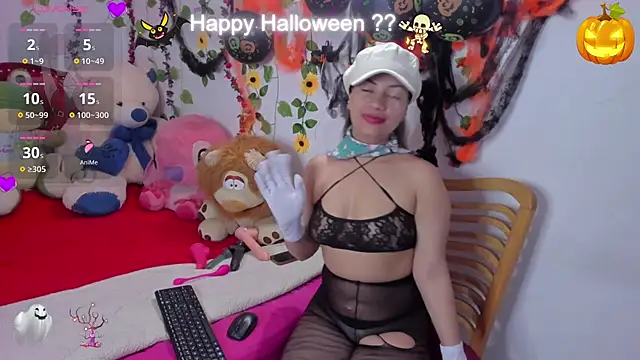 Rihana Milan online show from November 2025 12:01:02 AM